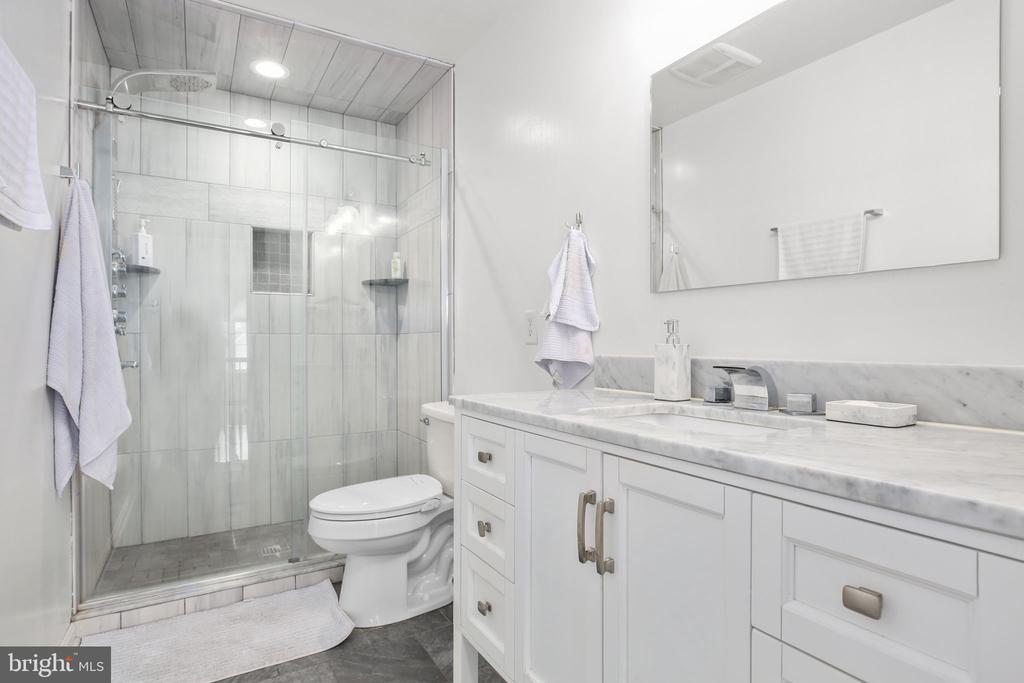 10804 TIDES CT, FREDERICKSBURG, Virginia 22408, 4 Bedrooms Bedrooms, ,3 BathroomsBathrooms,Residential,10804 TIDES CT,VASP2041138 MLS # VASP2041138