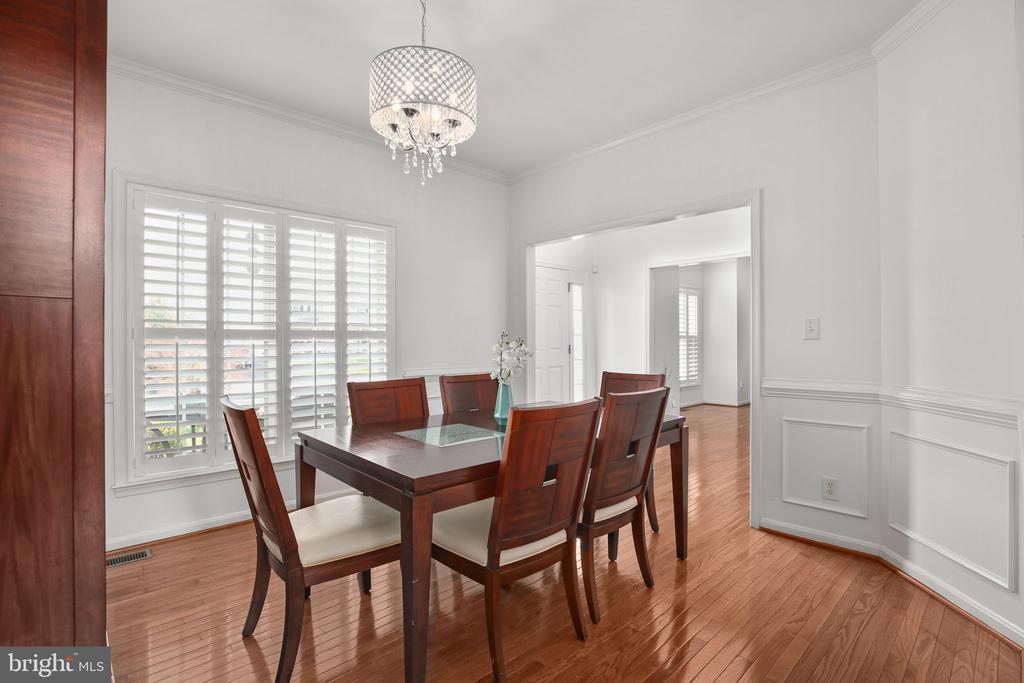 10804 TIDES CT, FREDERICKSBURG, Virginia 22408, 4 Bedrooms Bedrooms, ,3 BathroomsBathrooms,Residential,10804 TIDES CT,VASP2041138 MLS # VASP2041138