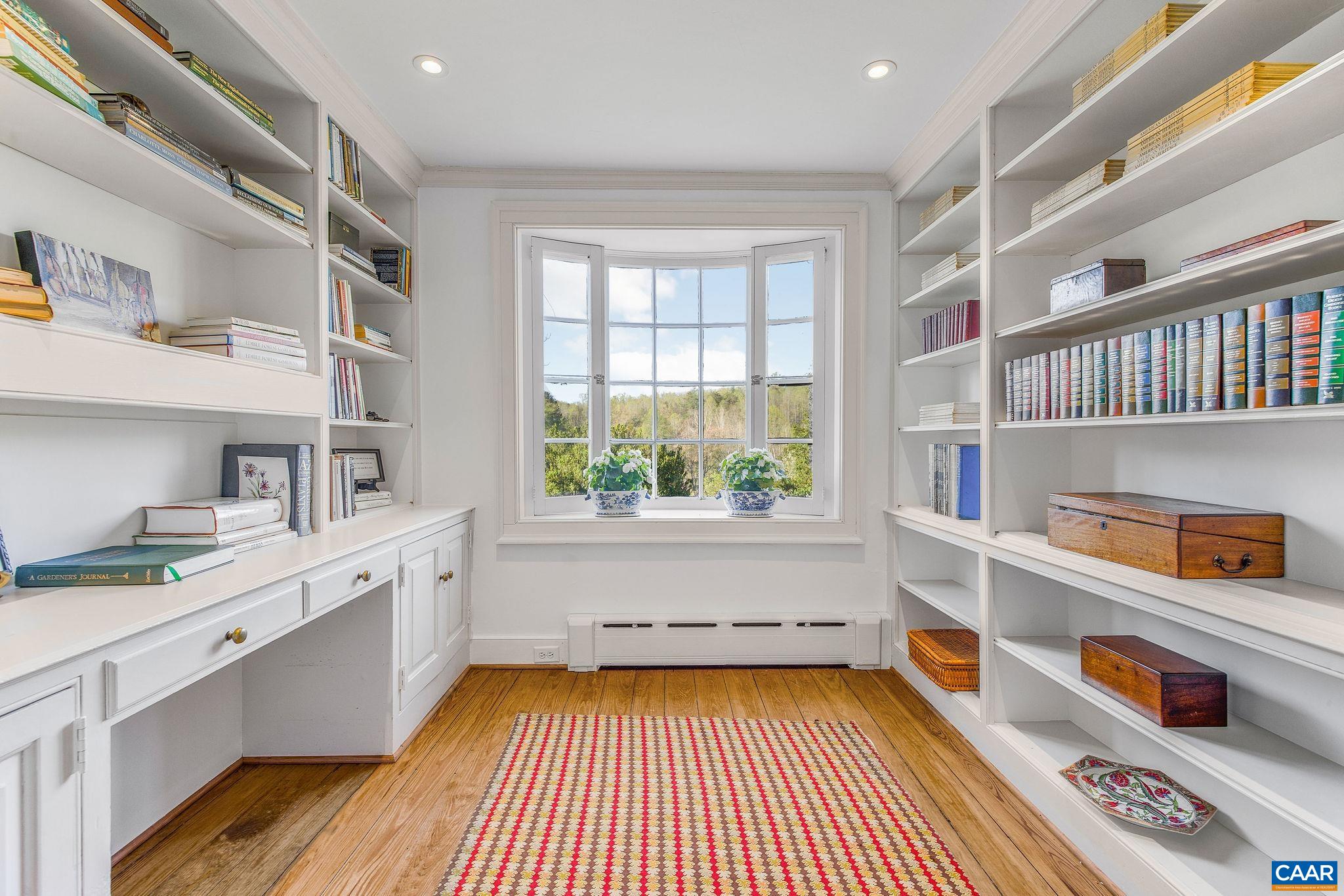 240 BROAD AXE RD, CHARLOTTESVILLE, Virginia 22903, 6 Bedrooms Bedrooms, ,5 BathroomsBathrooms,Residential,Temple Hill,240 BROAD AXE RD,675867 MLS # 675867