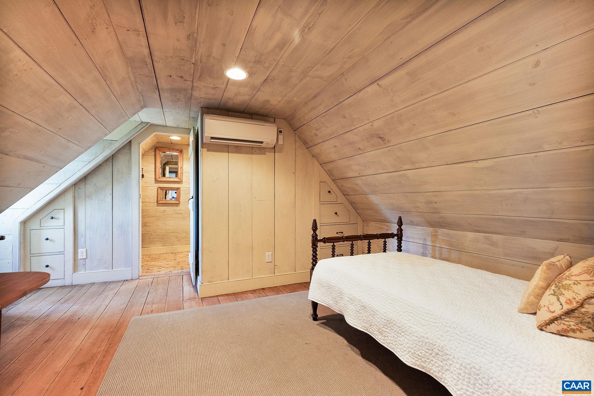 240 BROAD AXE RD, CHARLOTTESVILLE, Virginia 22903, 6 Bedrooms Bedrooms, ,5 BathroomsBathrooms,Residential,Temple Hill,240 BROAD AXE RD,675867 MLS # 675867