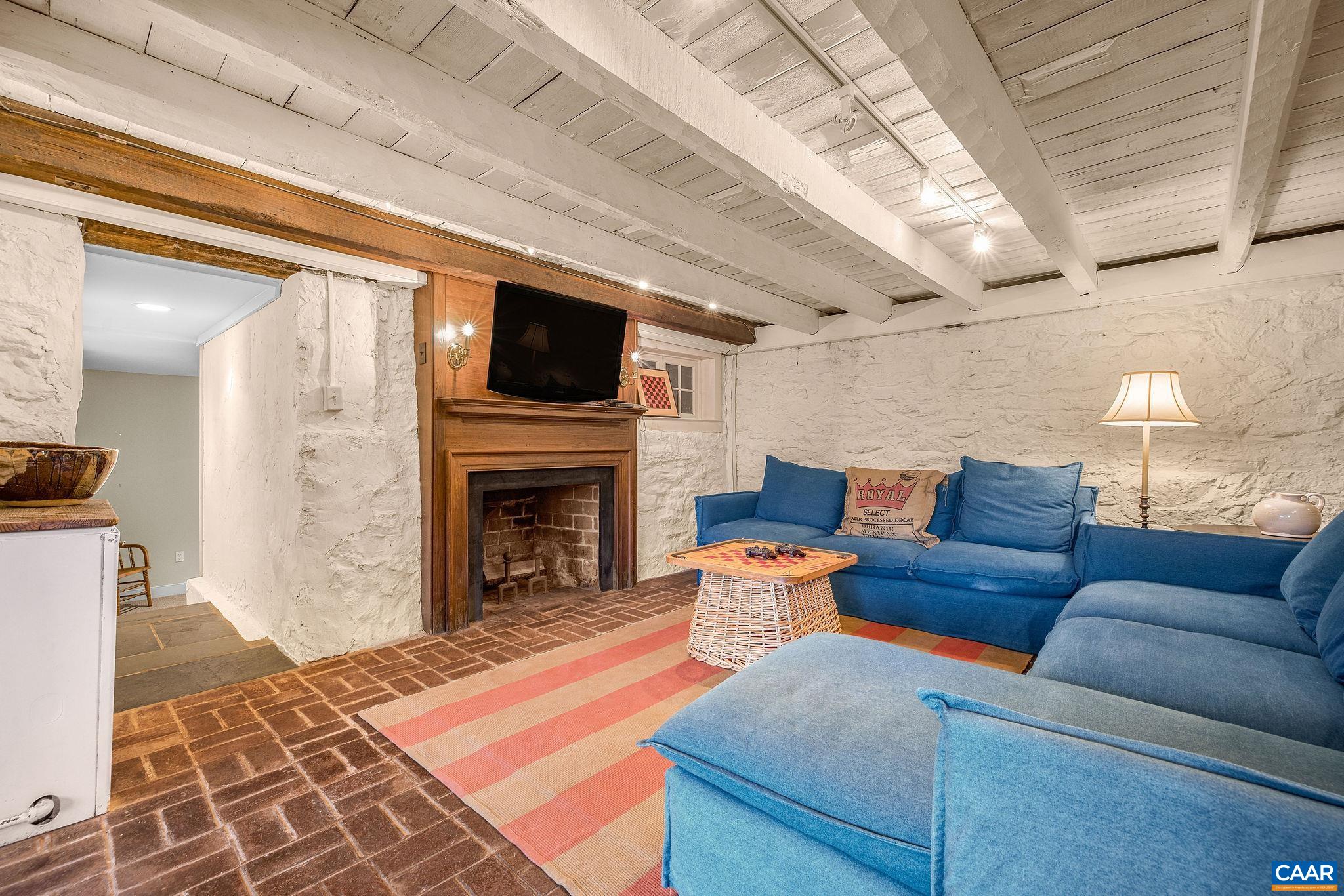 240 BROAD AXE RD, CHARLOTTESVILLE, Virginia 22903, 6 Bedrooms Bedrooms, ,5 BathroomsBathrooms,Residential,Temple Hill,240 BROAD AXE RD,675867 MLS # 675867