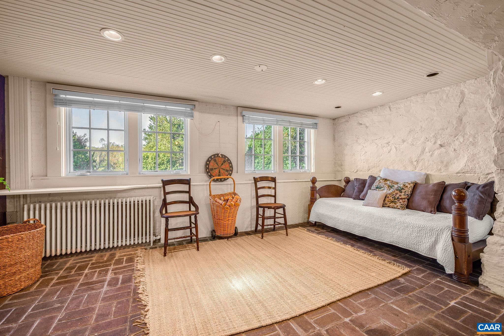 240 BROAD AXE RD, CHARLOTTESVILLE, Virginia 22903, 6 Bedrooms Bedrooms, ,5 BathroomsBathrooms,Residential,Temple Hill,240 BROAD AXE RD,675867 MLS # 675867