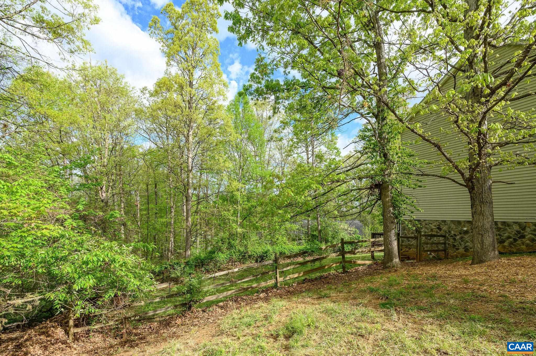 1591 REYNOVIA DR, CHARLOTTESVILLE, Virginia 22902, 3 Bedrooms Bedrooms, ,2 BathroomsBathrooms,Residential,Totally turnkey 3BR, 2.5 BA in fantastic neighborh,1591 REYNOVIA DR,675959 MLS # 675959