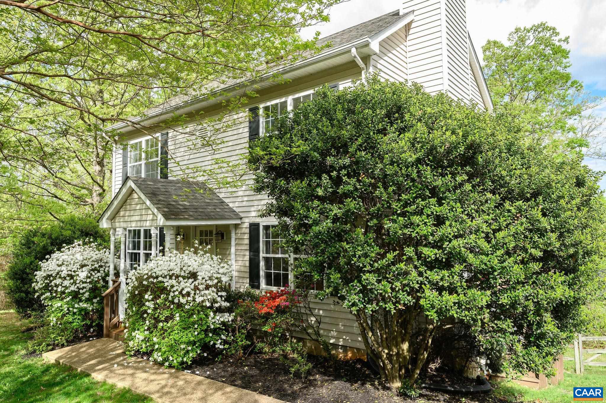 1591 REYNOVIA DR, CHARLOTTESVILLE, Virginia 22902, 3 Bedrooms Bedrooms, ,2 BathroomsBathrooms,Residential,Totally turnkey 3BR, 2.5 BA in fantastic neighborh,1591 REYNOVIA DR,675959 MLS # 675959