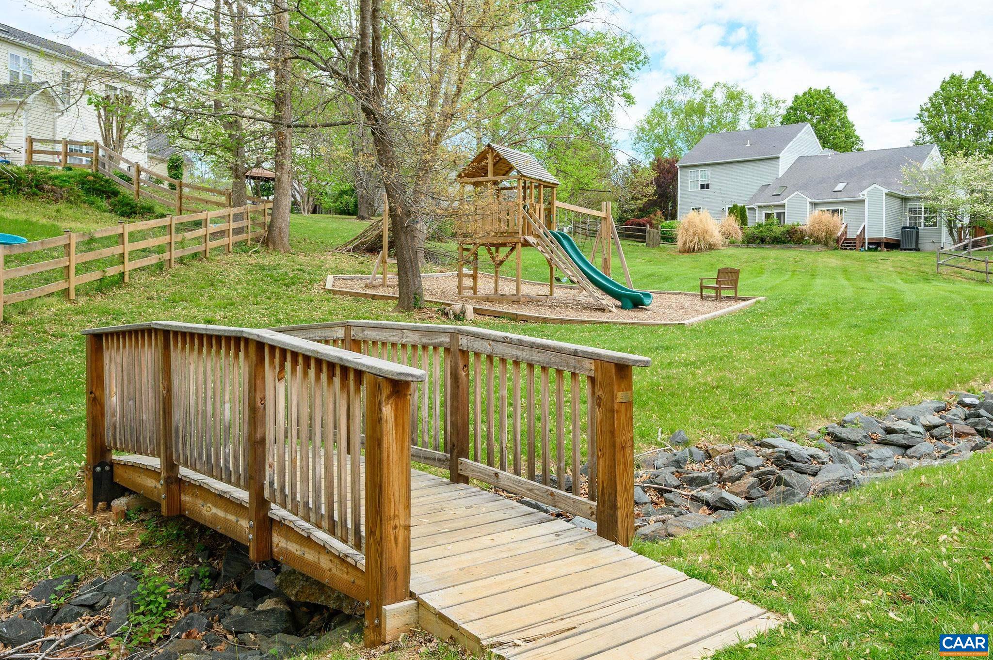 1591 REYNOVIA DR, CHARLOTTESVILLE, Virginia 22902, 3 Bedrooms Bedrooms, ,2 BathroomsBathrooms,Residential,Totally turnkey 3BR, 2.5 BA in fantastic neighborh,1591 REYNOVIA DR,675959 MLS # 675959