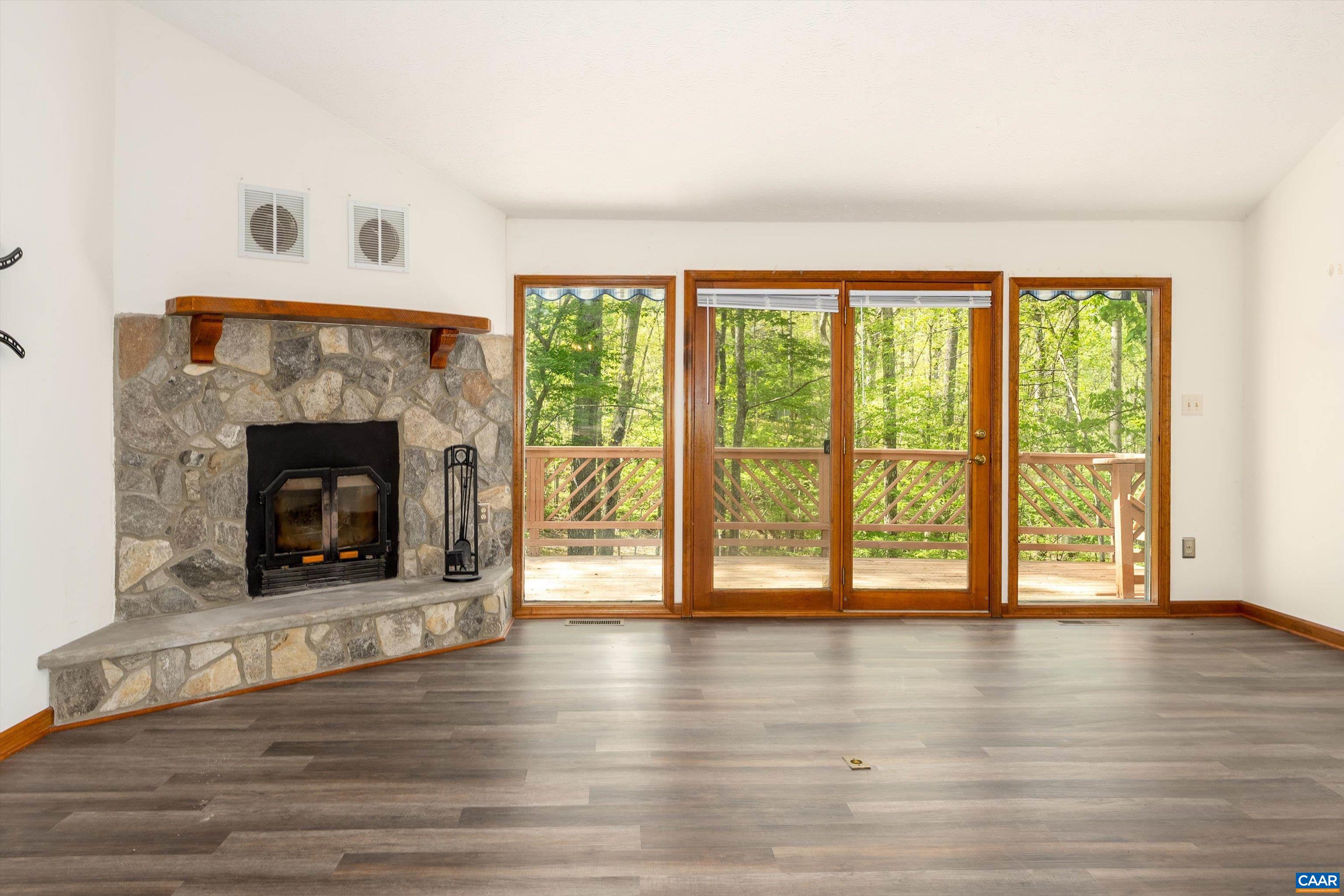 4 NUTWOOD CIR, PALMYRA, Virginia 22963, 3 Bedrooms Bedrooms, ,3 BathroomsBathrooms,Residential,4 NUTWOOD CIR,676064 MLS # 676064