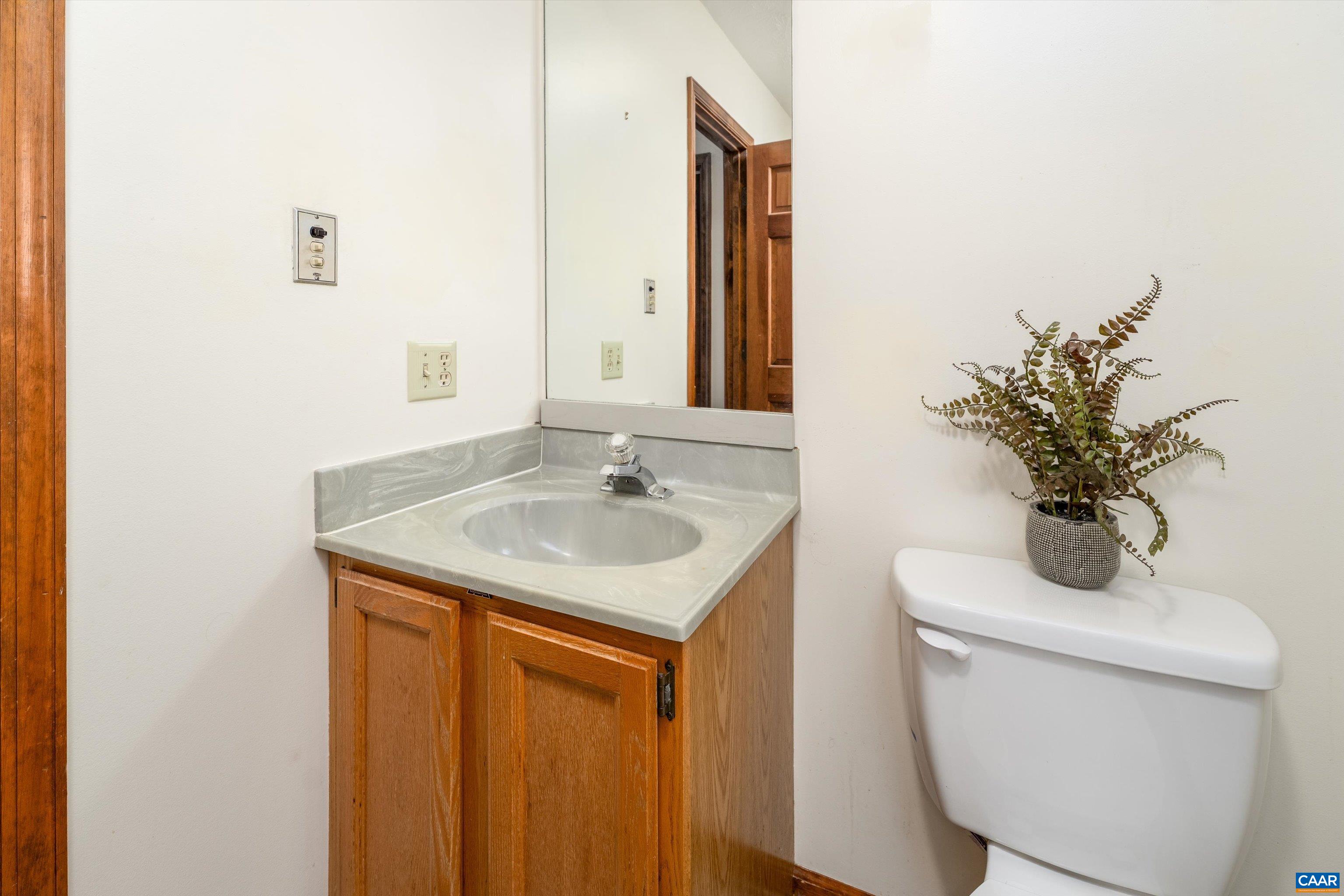 4 NUTWOOD CIR, PALMYRA, Virginia 22963, 3 Bedrooms Bedrooms, ,3 BathroomsBathrooms,Residential,4 NUTWOOD CIR,676064 MLS # 676064