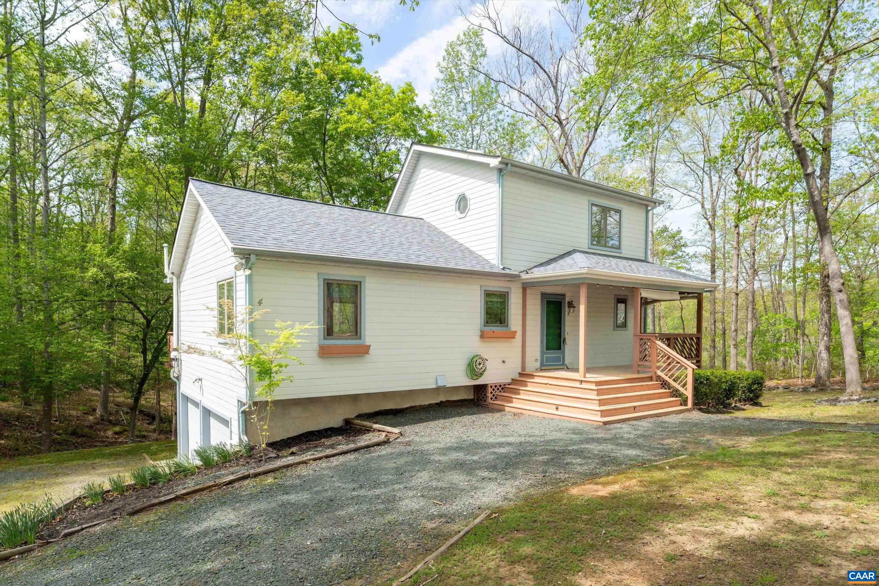 4 NUTWOOD CIR, PALMYRA, Virginia 22963, 3 Bedrooms Bedrooms, ,3 BathroomsBathrooms,Residential,4 NUTWOOD CIR,676064 MLS # 676064