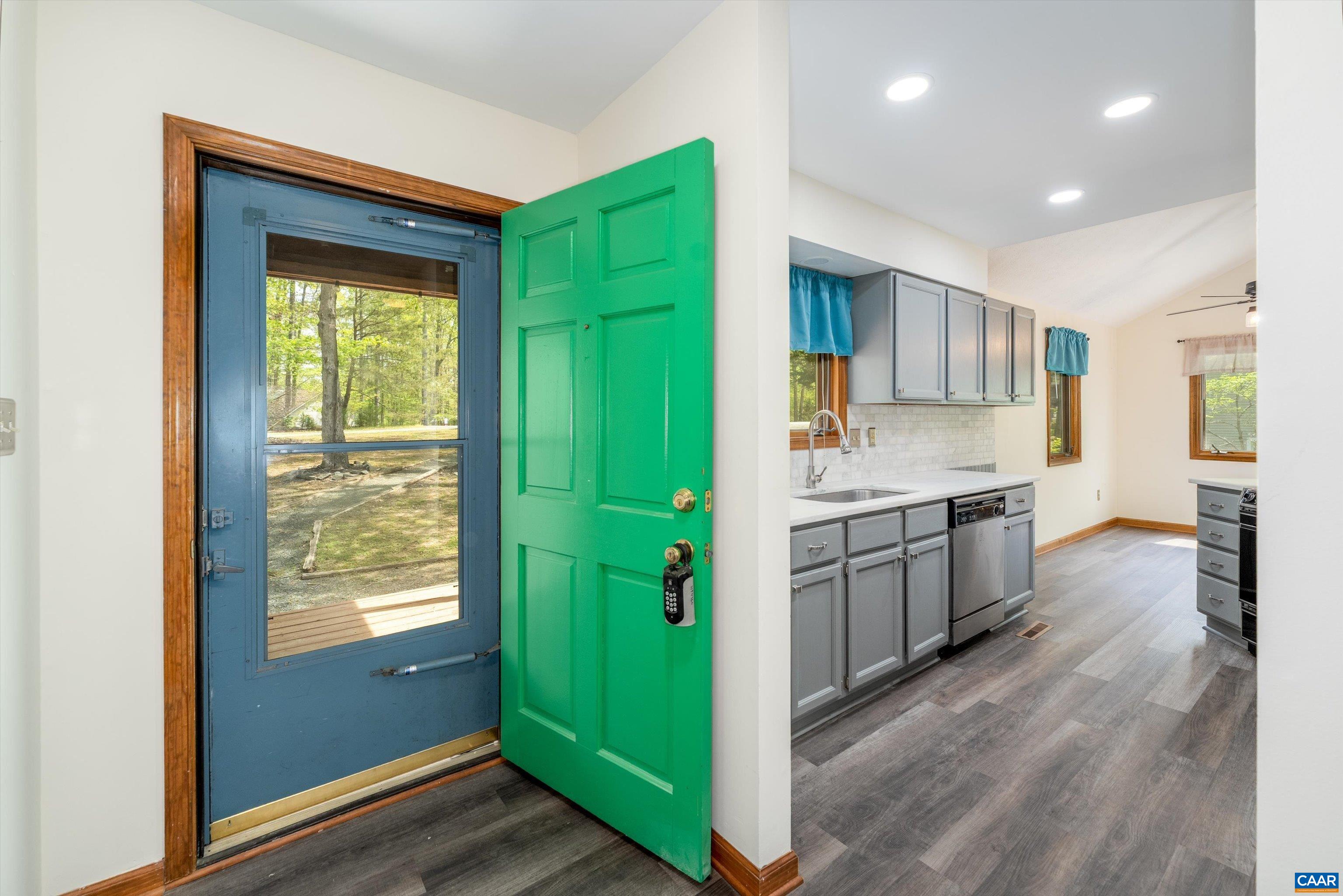 4 NUTWOOD CIR, PALMYRA, Virginia 22963, 3 Bedrooms Bedrooms, ,3 BathroomsBathrooms,Residential,4 NUTWOOD CIR,676064 MLS # 676064