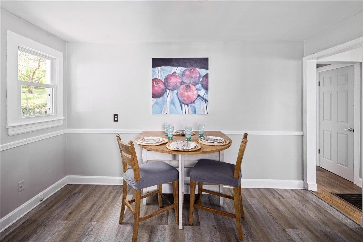 428 S POPLAR AVE, WAYNESBORO, Virginia 22980, 2 Bedrooms Bedrooms, ,1 BathroomBathrooms,Residential,428 S POPLAR AVE,676066 MLS # 676066