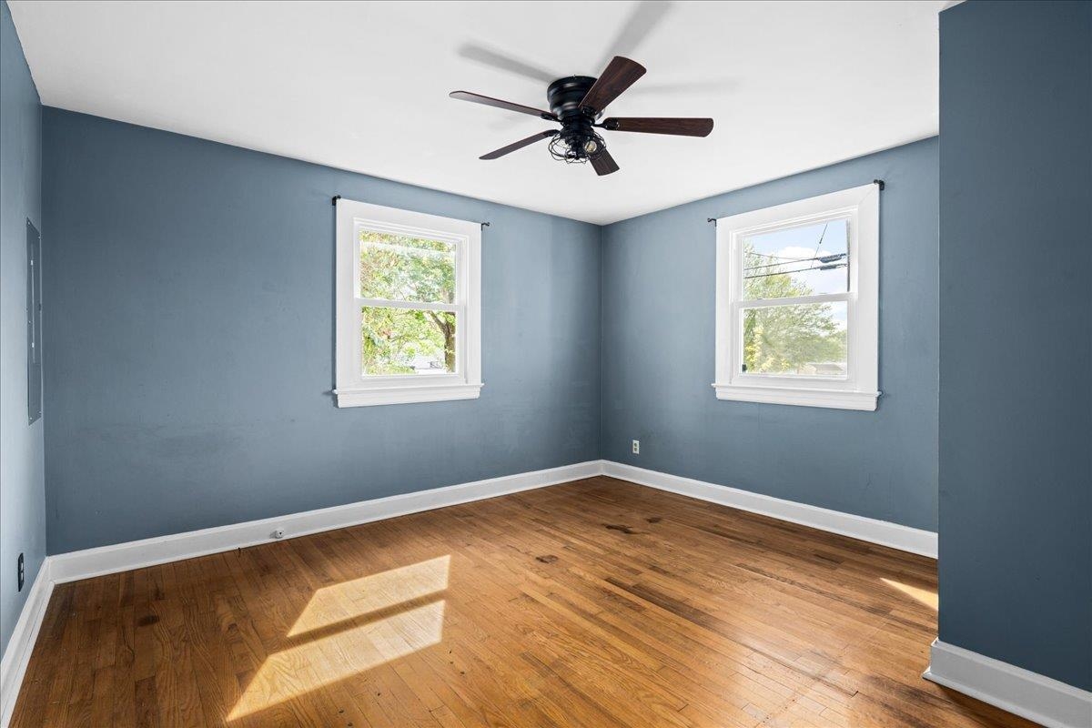 428 S POPLAR AVE, WAYNESBORO, Virginia 22980, 2 Bedrooms Bedrooms, ,1 BathroomBathrooms,Residential,428 S POPLAR AVE,676066 MLS # 676066