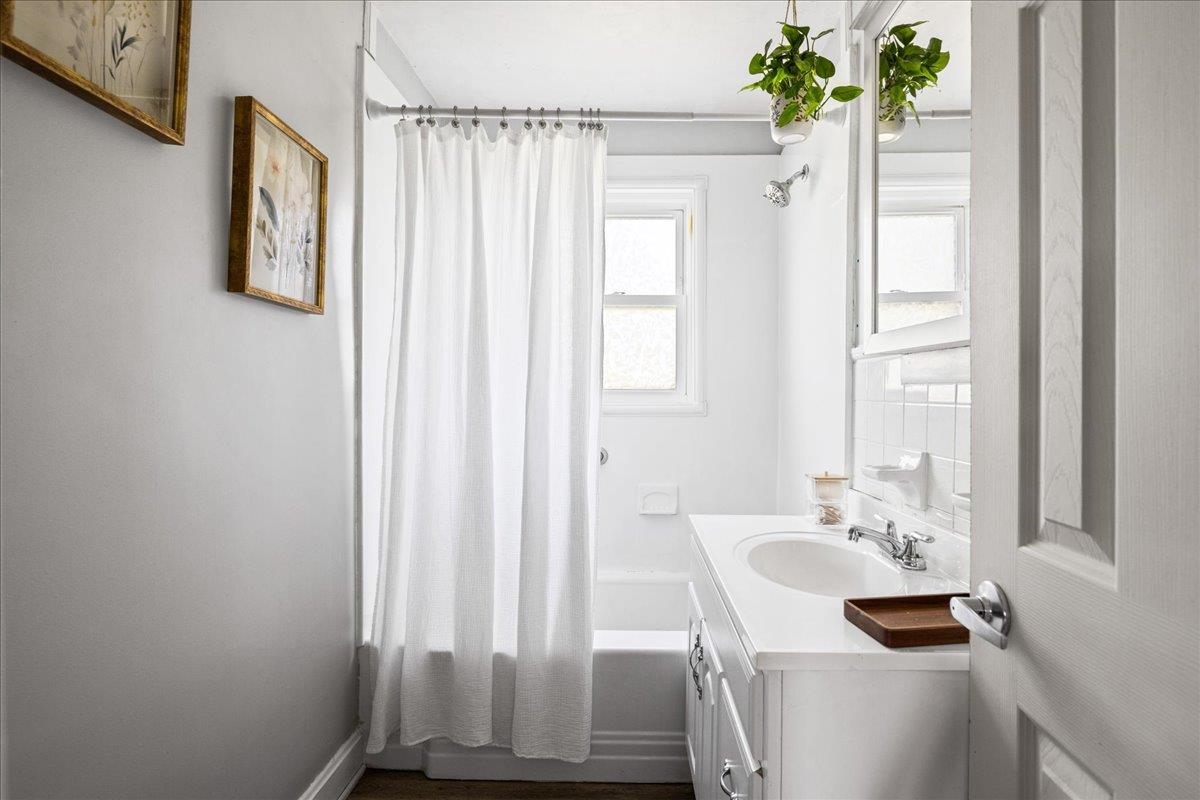 428 S POPLAR AVE, WAYNESBORO, Virginia 22980, 2 Bedrooms Bedrooms, ,1 BathroomBathrooms,Residential,428 S POPLAR AVE,676066 MLS # 676066