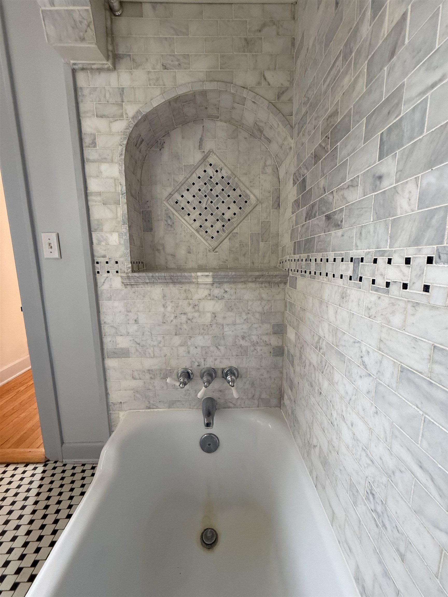 907 SELMA BLVD, STAUNTON, Virginia 24401, 3 Bedrooms Bedrooms, ,2 BathroomsBathrooms,Residential,907 SELMA BLVD,676067 MLS # 676067