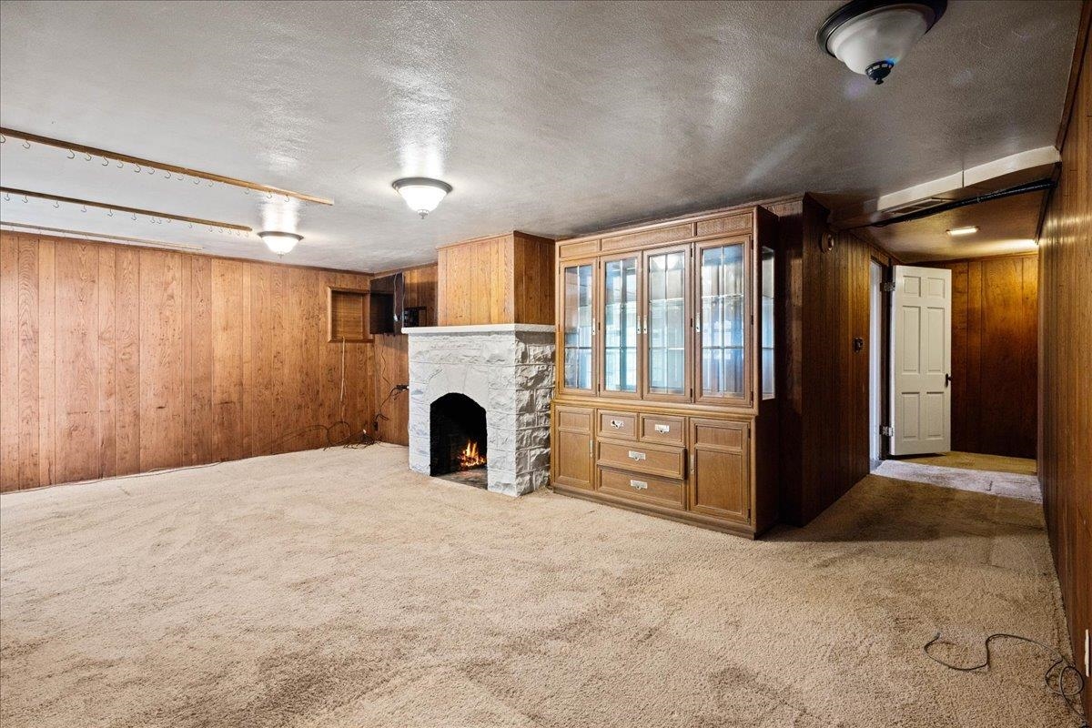 907 SELMA BLVD, STAUNTON, Virginia 24401, 3 Bedrooms Bedrooms, ,2 BathroomsBathrooms,Residential,907 SELMA BLVD,676067 MLS # 676067