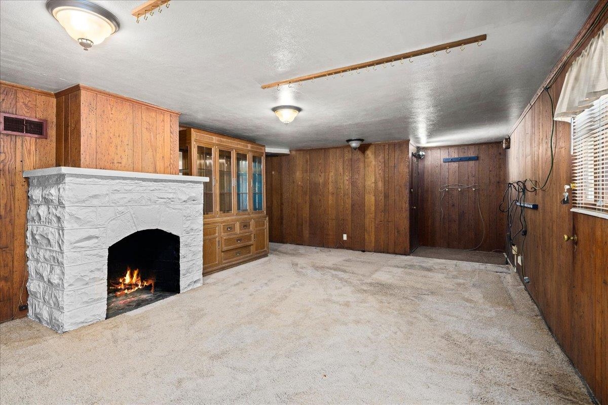 907 SELMA BLVD, STAUNTON, Virginia 24401, 3 Bedrooms Bedrooms, ,2 BathroomsBathrooms,Residential,907 SELMA BLVD,676067 MLS # 676067