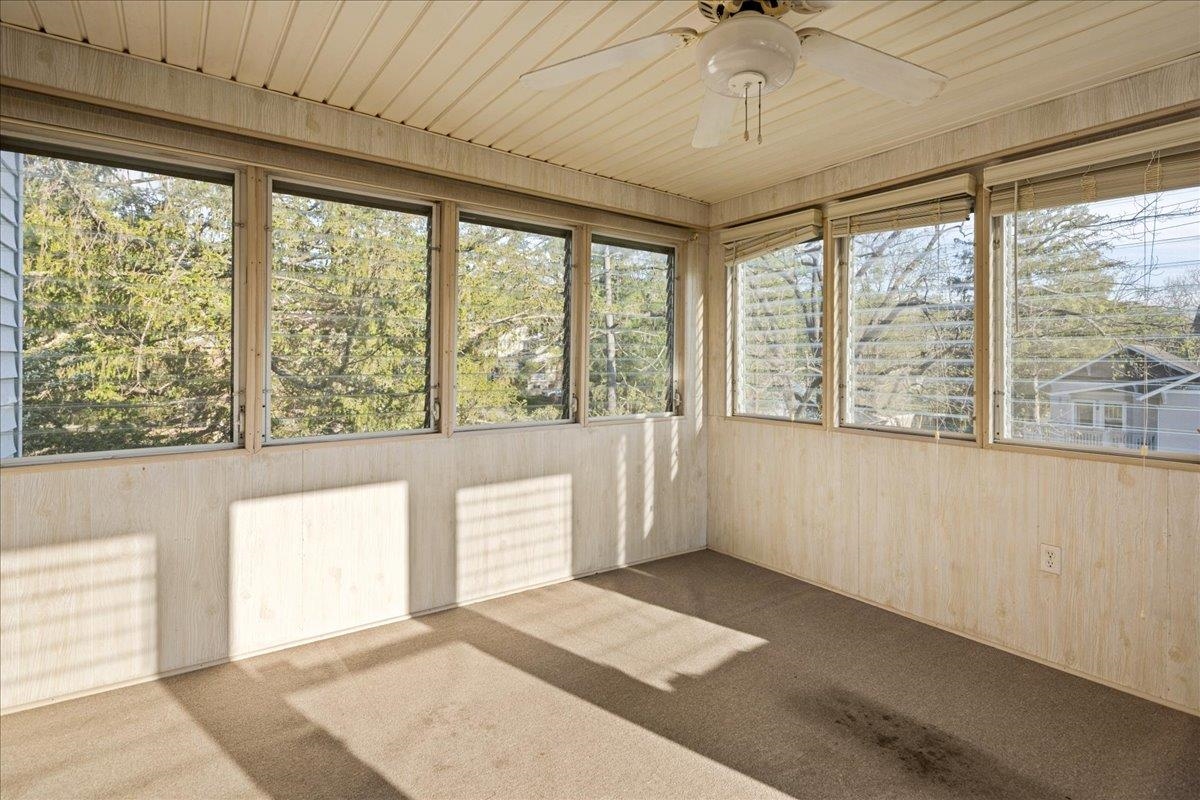 907 SELMA BLVD, STAUNTON, Virginia 24401, 3 Bedrooms Bedrooms, ,2 BathroomsBathrooms,Residential,907 SELMA BLVD,676067 MLS # 676067