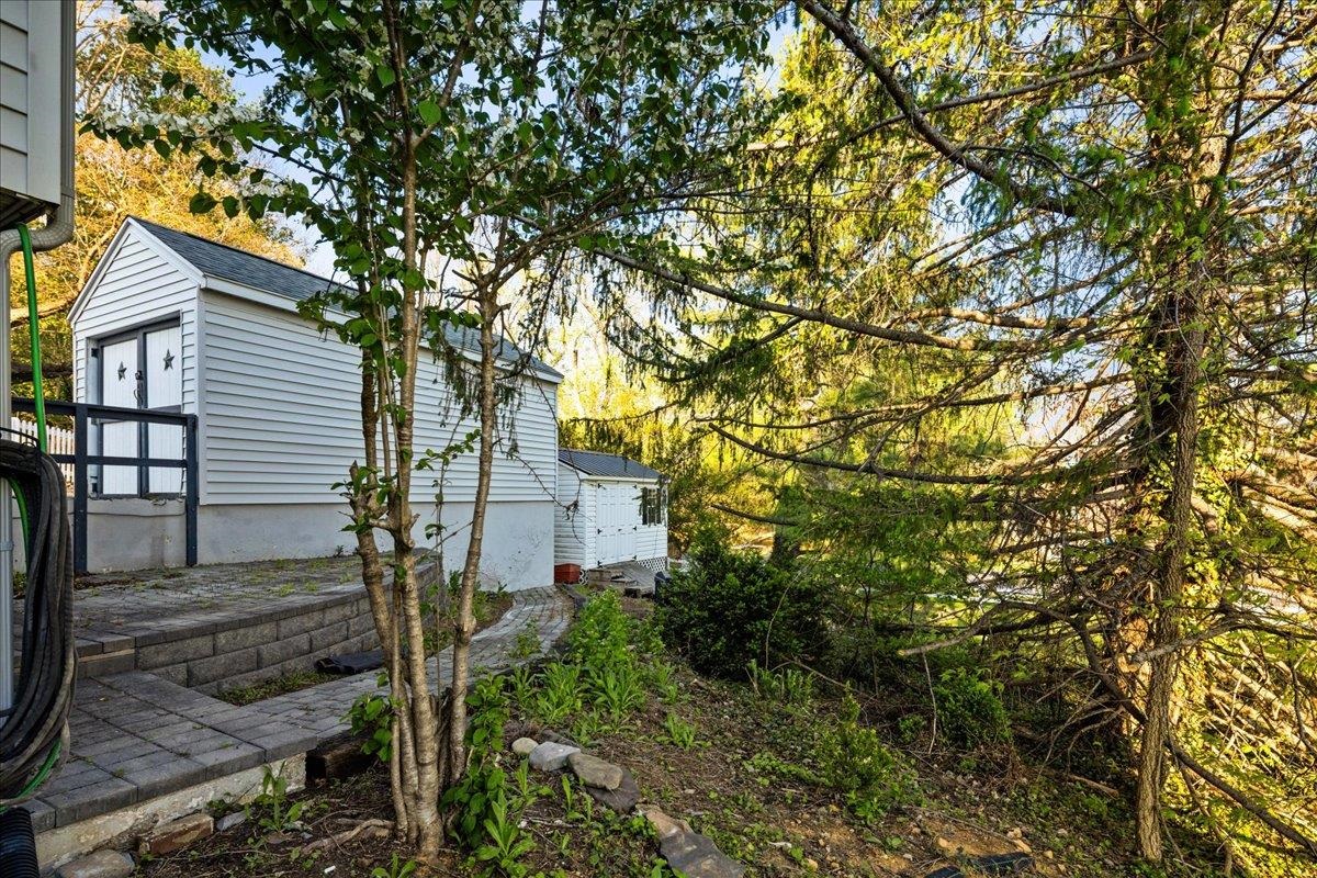 907 SELMA BLVD, STAUNTON, Virginia 24401, 3 Bedrooms Bedrooms, ,2 BathroomsBathrooms,Residential,907 SELMA BLVD,676067 MLS # 676067