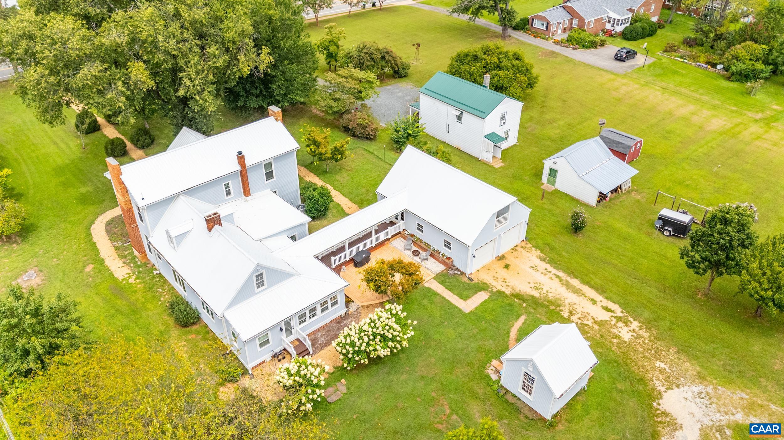 260 N MAIN ST, AMHERST, Virginia 24521, 3 Bedrooms Bedrooms, ,2 BathroomsBathrooms,Residential,260 N MAIN ST,676071 MLS # 676071