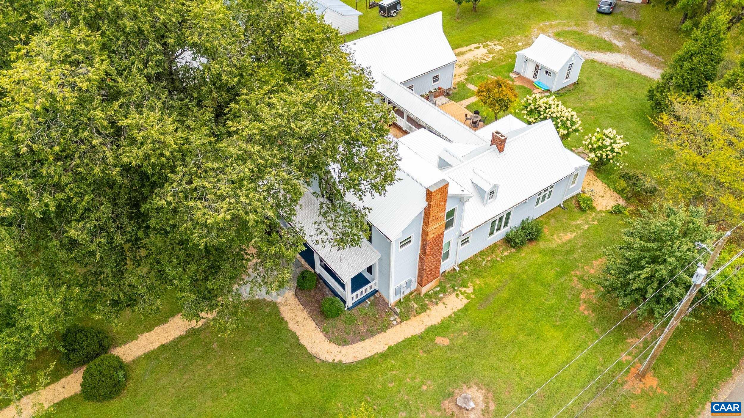 260 N MAIN ST, AMHERST, Virginia 24521, 3 Bedrooms Bedrooms, ,2 BathroomsBathrooms,Residential,260 N MAIN ST,676071 MLS # 676071