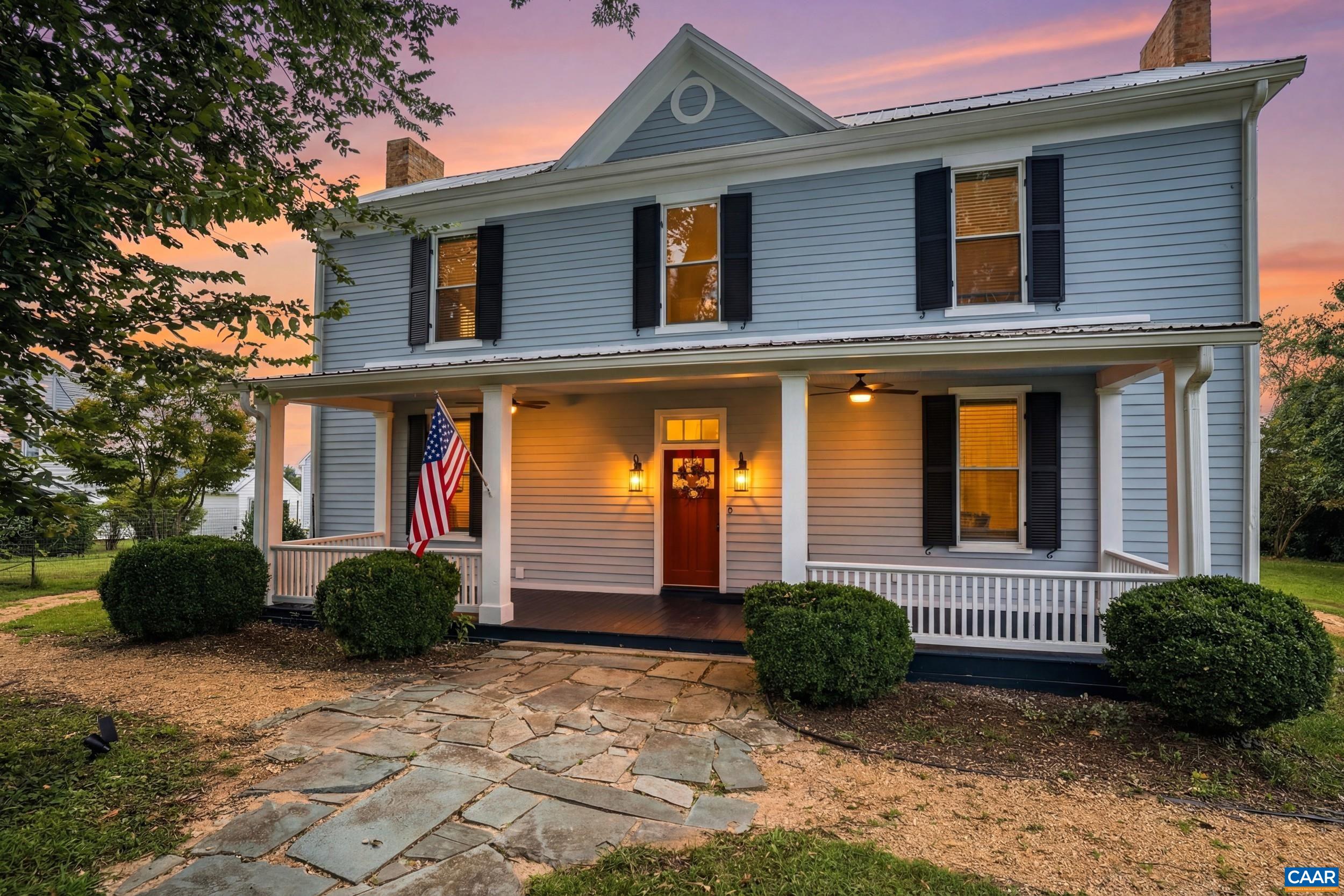 260 N MAIN ST, AMHERST, Virginia 24521, 3 Bedrooms Bedrooms, ,2 BathroomsBathrooms,Residential,260 N MAIN ST,676071 MLS # 676071