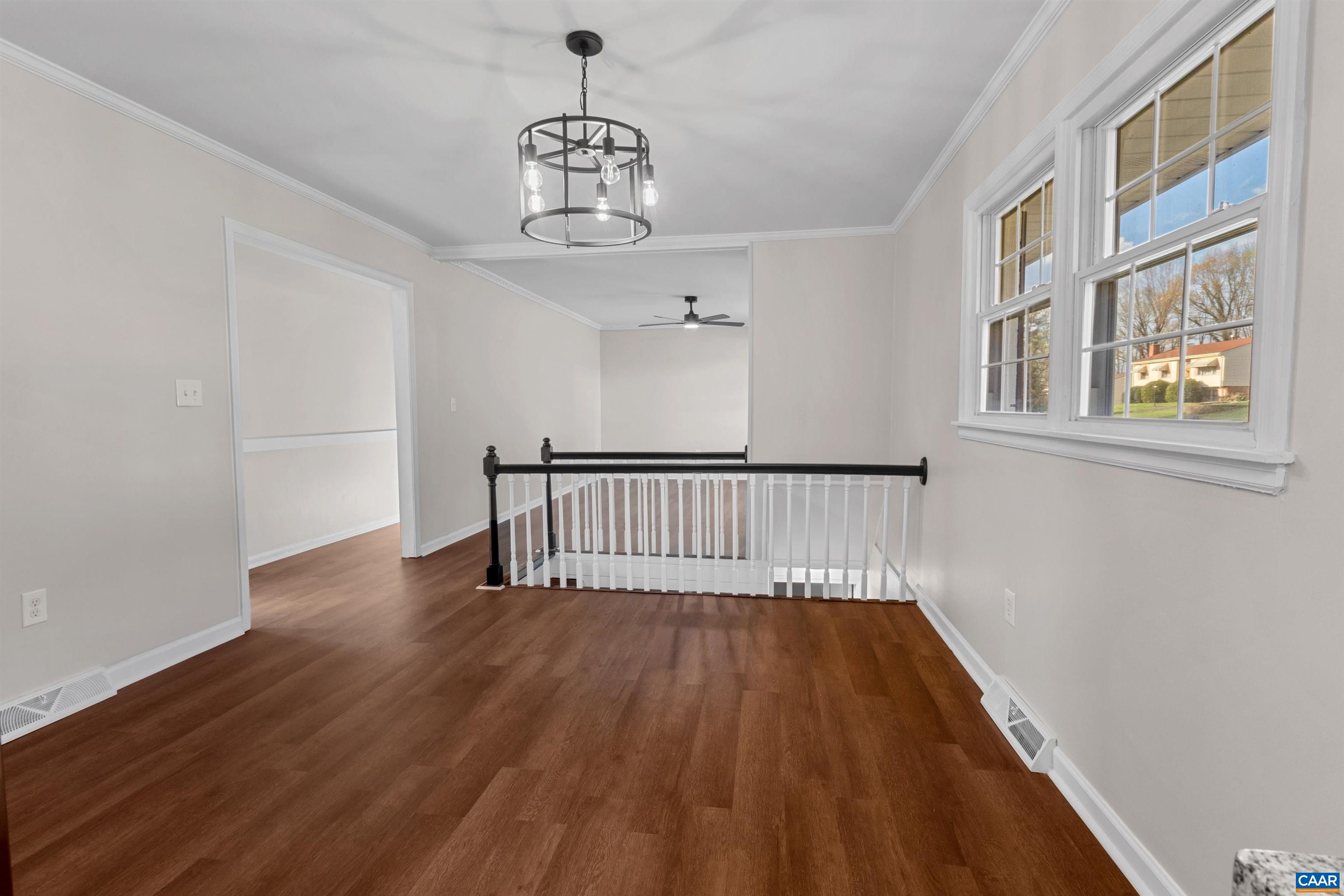 3053 WOODWAY DR, ROANOKE, Virginia 24104, 3 Bedrooms Bedrooms, ,1 BathroomBathrooms,Residential,3053 WOODWAY DR,676075 MLS # 676075