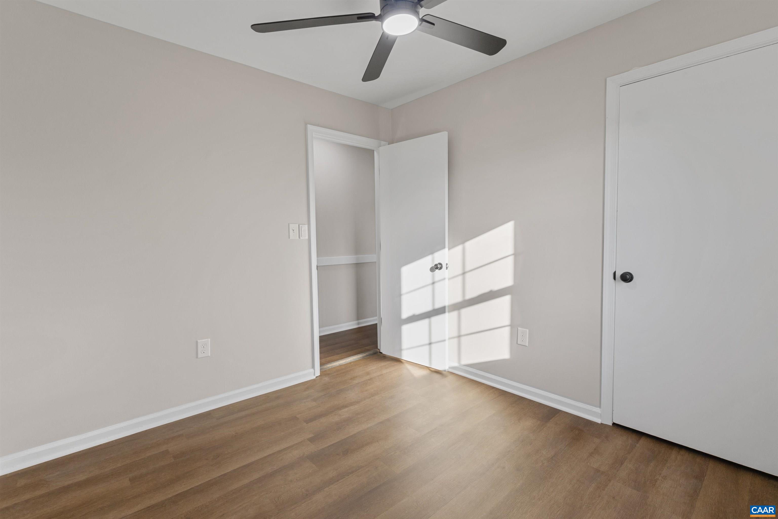 3053 WOODWAY DR, ROANOKE, Virginia 24104, 3 Bedrooms Bedrooms, ,1 BathroomBathrooms,Residential,3053 WOODWAY DR,676075 MLS # 676075