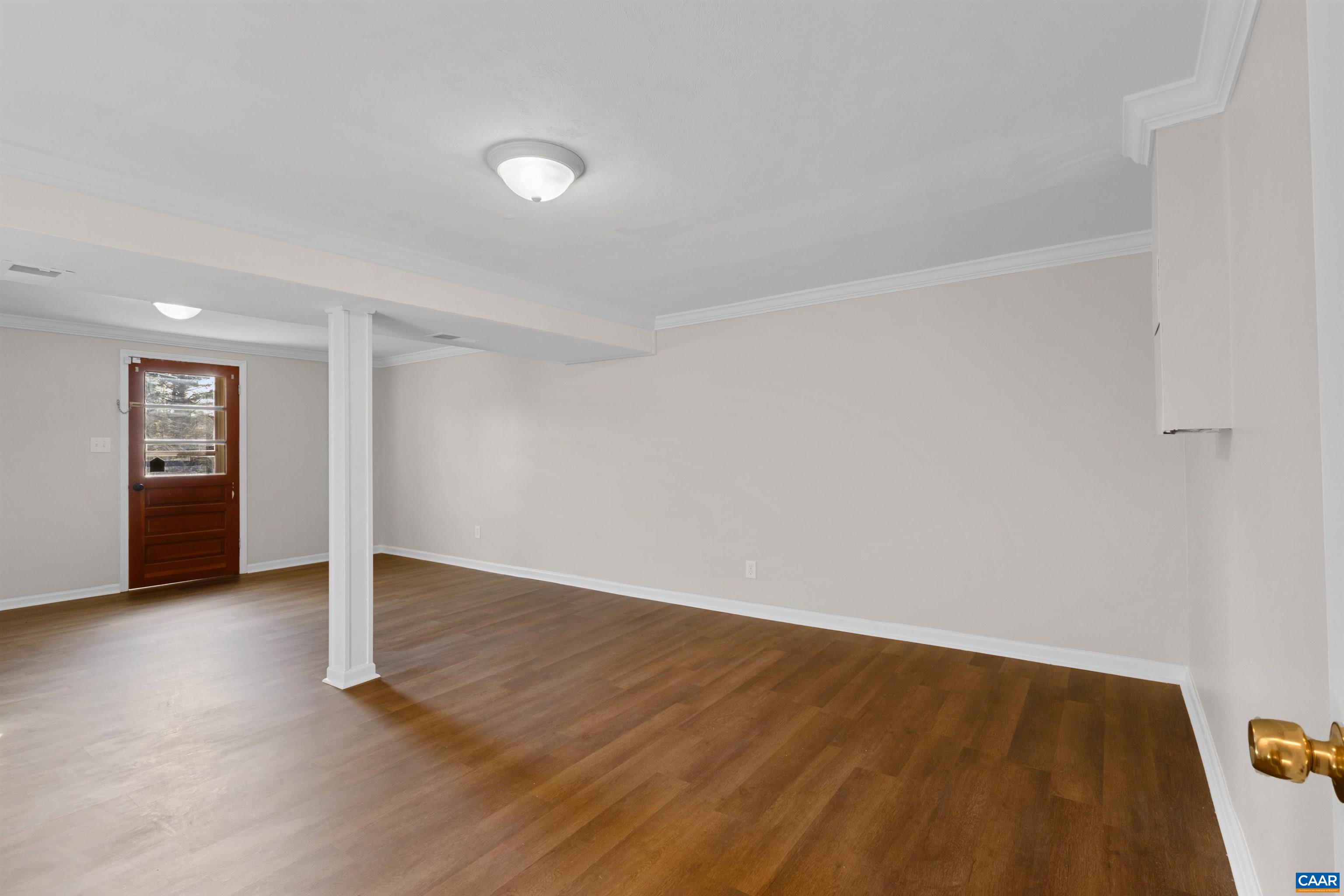 3053 WOODWAY DR, ROANOKE, Virginia 24104, 3 Bedrooms Bedrooms, ,1 BathroomBathrooms,Residential,3053 WOODWAY DR,676075 MLS # 676075