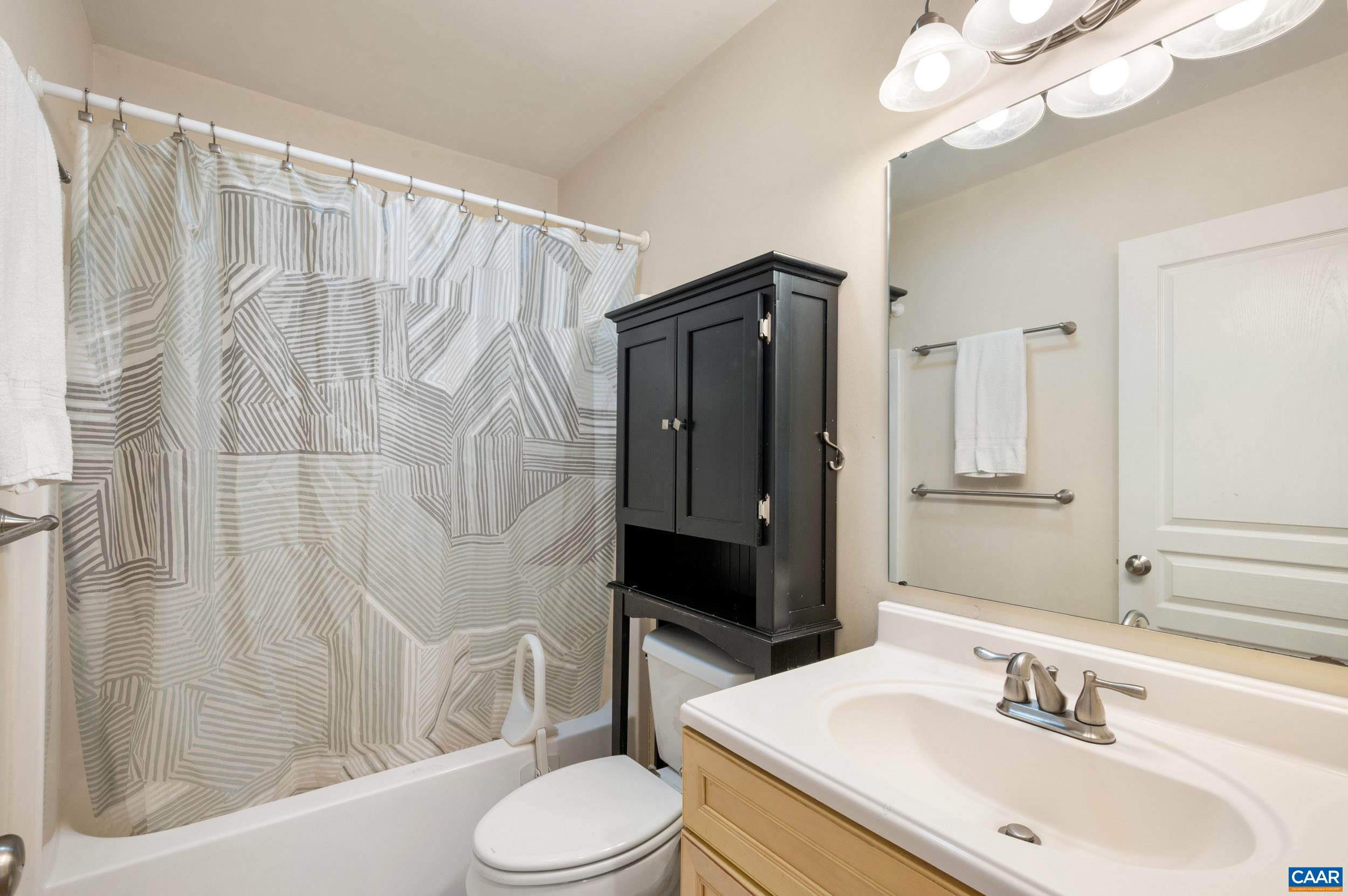 700 GRAVES ST, CHARLOTTESVILLE, Virginia 22902, 3 Bedrooms Bedrooms, ,2 BathroomsBathrooms,Residential,700 GRAVES ST,676078 MLS # 676078