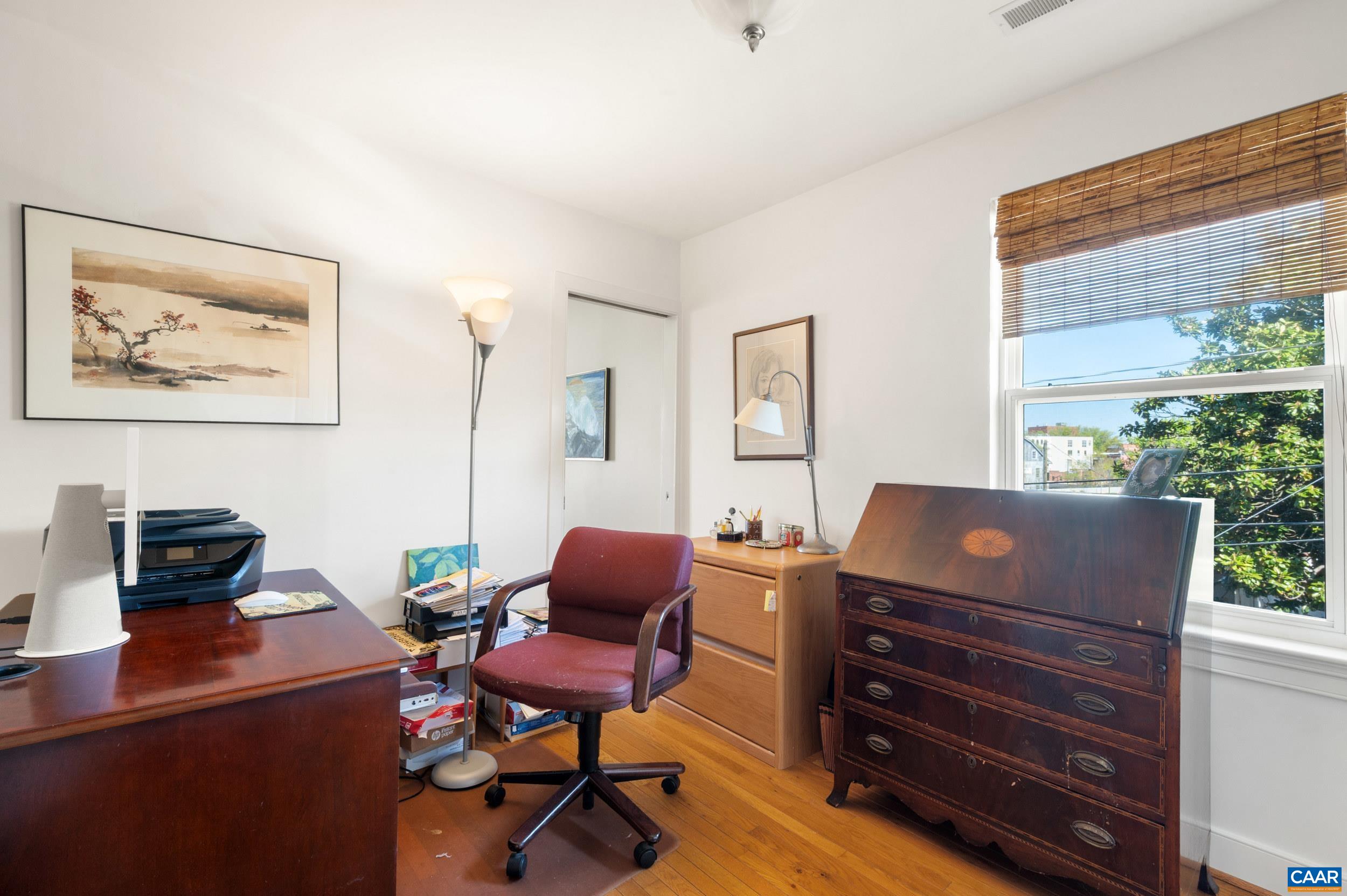 700 GRAVES ST, CHARLOTTESVILLE, Virginia 22902, 3 Bedrooms Bedrooms, ,2 BathroomsBathrooms,Residential,700 GRAVES ST,676078 MLS # 676078