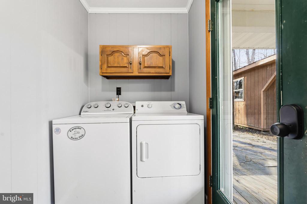 1330 JASON LN, AMISSVILLE, Virginia 20106, 3 Bedrooms Bedrooms, ,2 BathroomsBathrooms,Residential,1330 JASON LN,VACU2012990 MLS # VACU2012990