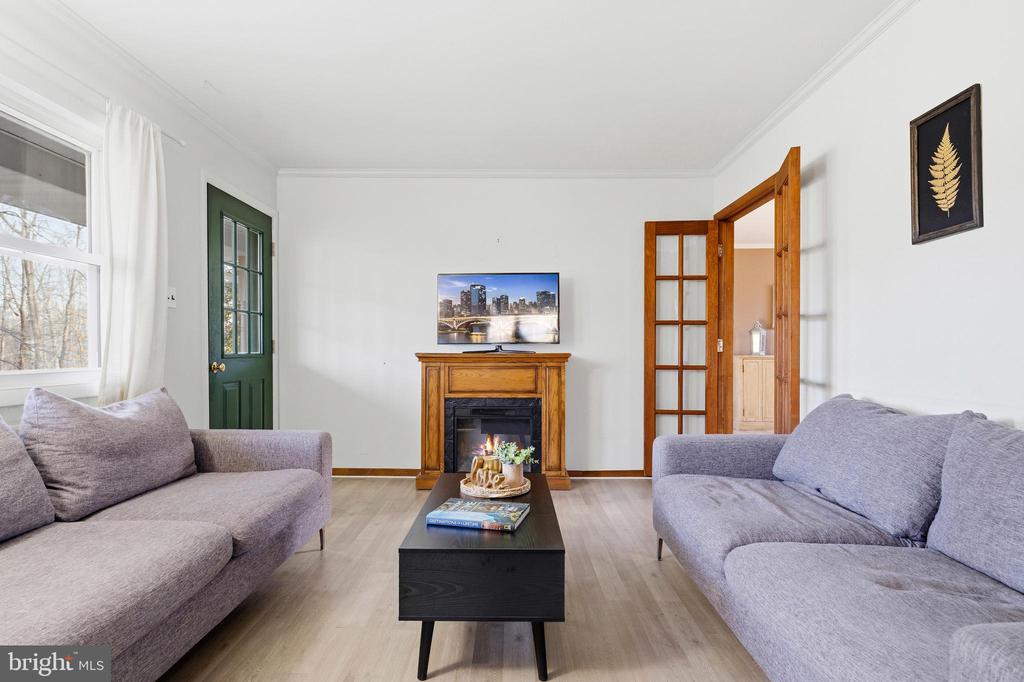 1330 JASON LN, AMISSVILLE, Virginia 20106, 3 Bedrooms Bedrooms, ,2 BathroomsBathrooms,Residential,1330 JASON LN,VACU2012990 MLS # VACU2012990