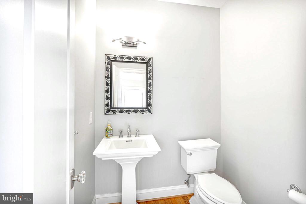 1185 BELLE MEADE RD, BUMPASS, Virginia 23024, 4 Bedrooms Bedrooms, ,3 BathroomsBathrooms,Residential,1185 BELLE MEADE RD,VALA2009710 MLS # VALA2009710