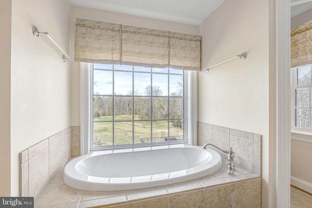 1185 BELLE MEADE RD, BUMPASS, Virginia 23024, 4 Bedrooms Bedrooms, ,3 BathroomsBathrooms,Residential,1185 BELLE MEADE RD,VALA2009710 MLS # VALA2009710