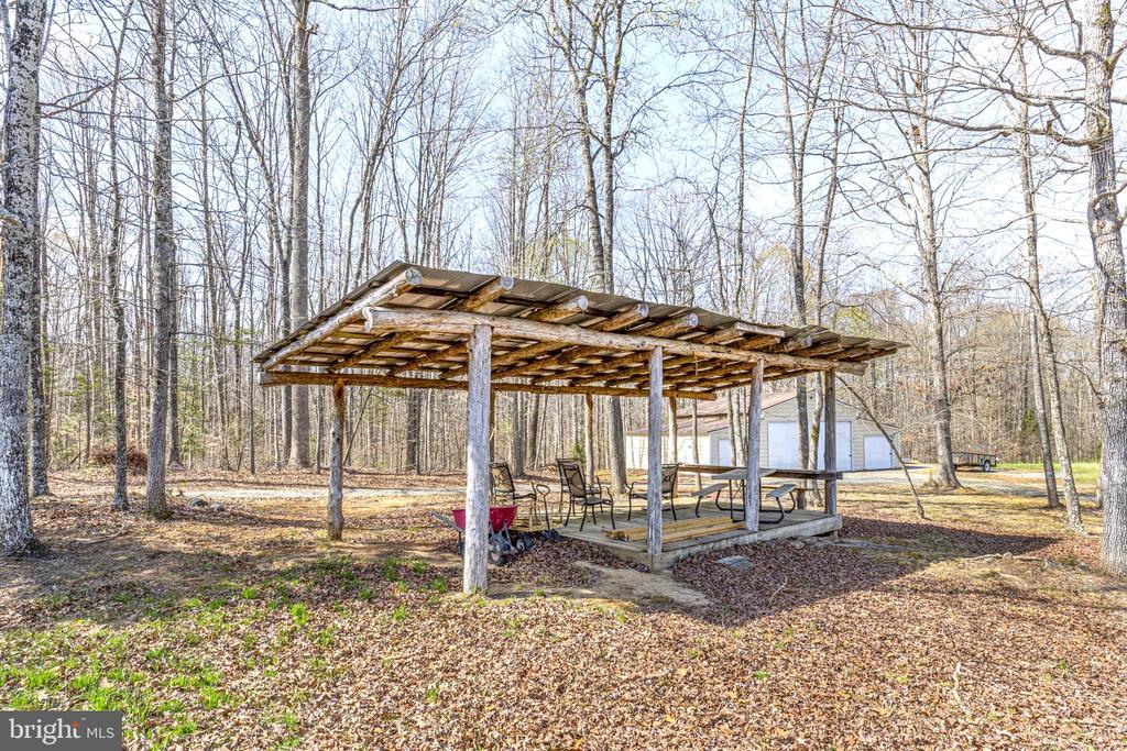 1185 BELLE MEADE RD, BUMPASS, Virginia 23024, 4 Bedrooms Bedrooms, ,3 BathroomsBathrooms,Residential,1185 BELLE MEADE RD,VALA2009710 MLS # VALA2009710