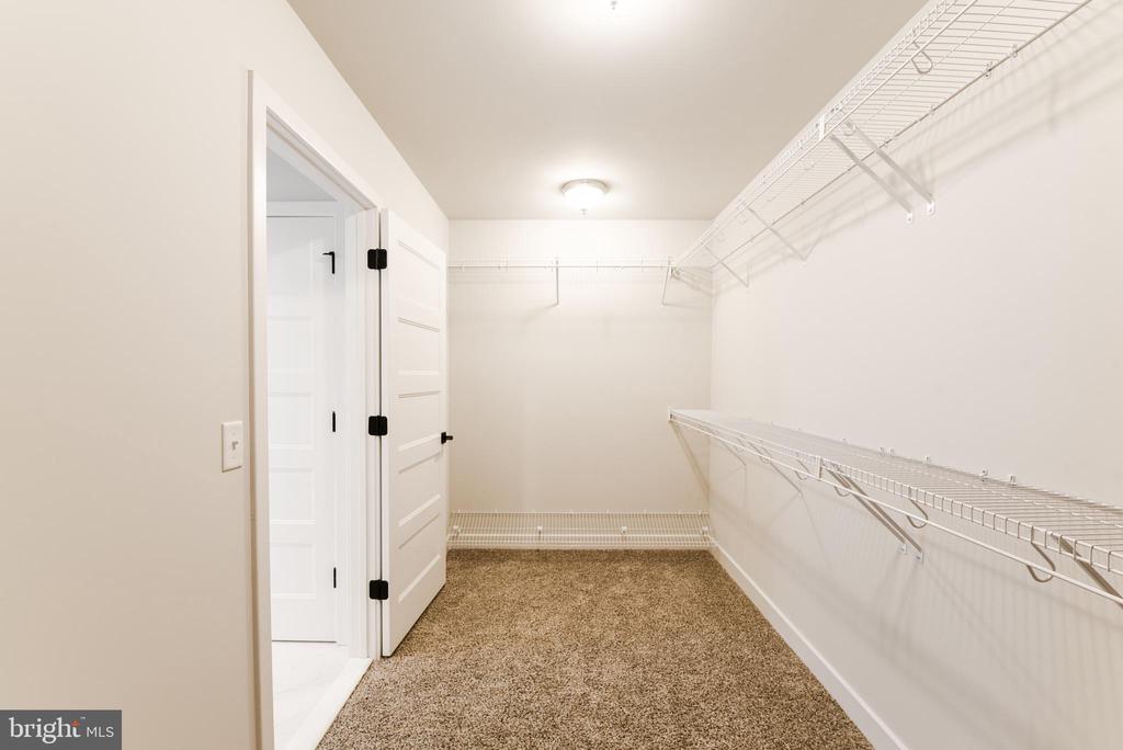 10631 PLANK RD, SPOTSYLVANIA, Virginia 22553, 5 Bedrooms Bedrooms, ,3 BathroomsBathrooms,Residential,10631 PLANK RD,VASP2041148 MLS # VASP2041148