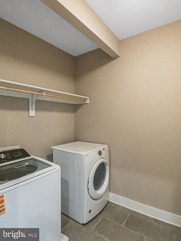 579 LOCHLYN HILL DR, CHARLOTTESVILLE, Virginia 22901, 3 Bedrooms Bedrooms, ,3 BathroomsBathrooms,Residential,579 LOCHLYN HILL DR,VACO2000228 MLS # VACO2000228