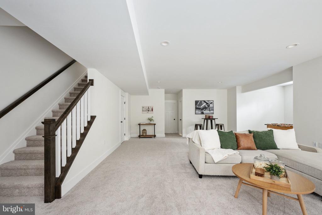 8558 HIGHCLERE LN, SPOTSYLVANIA, Virginia 22553, 4 Bedrooms Bedrooms, ,5 BathroomsBathrooms,Residential,8558 HIGHCLERE LN,VASP2040784 MLS # VASP2040784