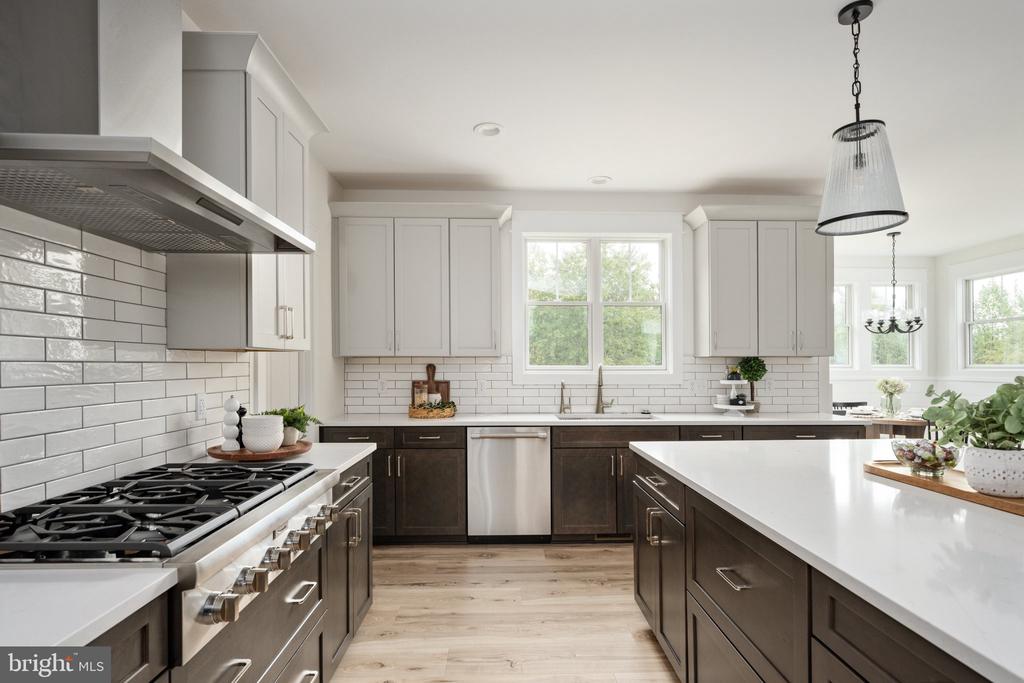 8558 HIGHCLERE LN, SPOTSYLVANIA, Virginia 22553, 4 Bedrooms Bedrooms, ,5 BathroomsBathrooms,Residential,8558 HIGHCLERE LN,VASP2040784 MLS # VASP2040784