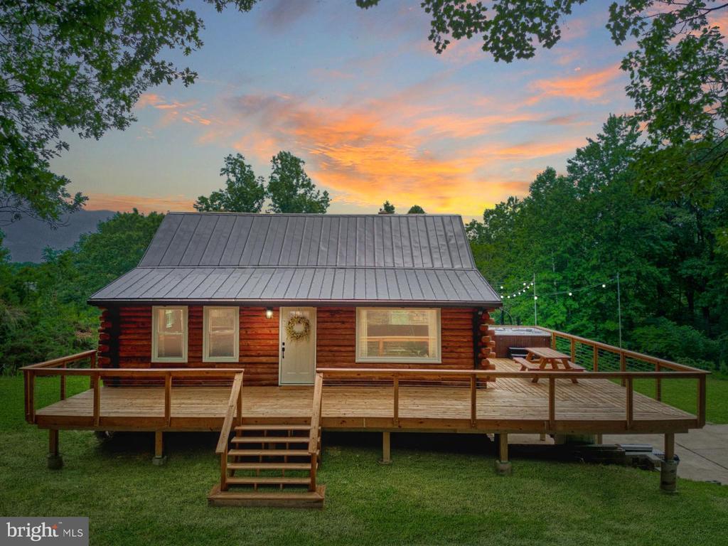 14422 CRAWLEYS DAM RD, GOLDVEIN, Virginia, 5 Bedrooms Bedrooms, ,3 BathroomsBathrooms,Residential,14422 CRAWLEYS DAM RD,VAFQ2021358 MLS # VAFQ2021358