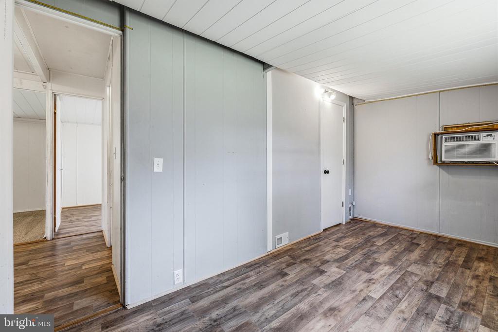 411 FOURTH ST, LURAY, Virginia 22835, 3 Bedrooms Bedrooms, ,1 BathroomBathrooms,Residential,411 FOURTH ST,VAPA2006332 MLS # VAPA2006332