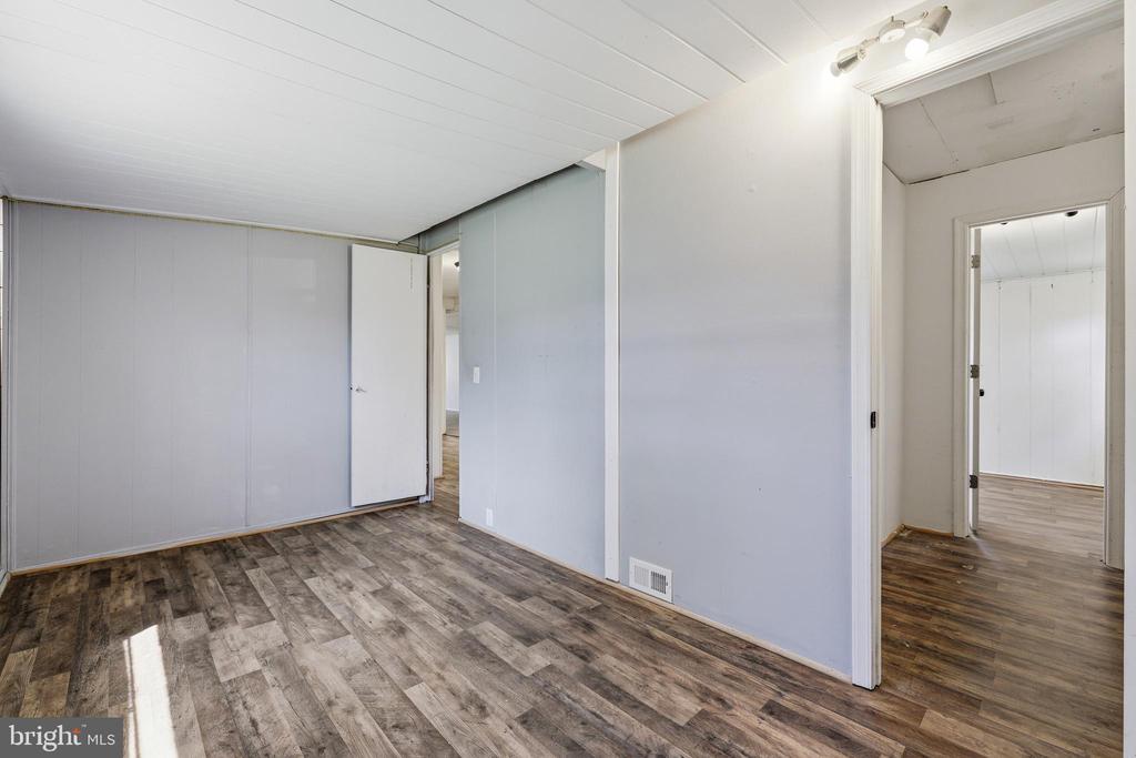 411 FOURTH ST, LURAY, Virginia 22835, 3 Bedrooms Bedrooms, ,1 BathroomBathrooms,Residential,411 FOURTH ST,VAPA2006332 MLS # VAPA2006332