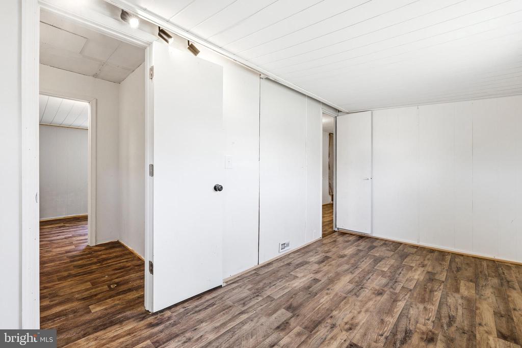 411 FOURTH ST, LURAY, Virginia 22835, 3 Bedrooms Bedrooms, ,1 BathroomBathrooms,Residential,411 FOURTH ST,VAPA2006332 MLS # VAPA2006332