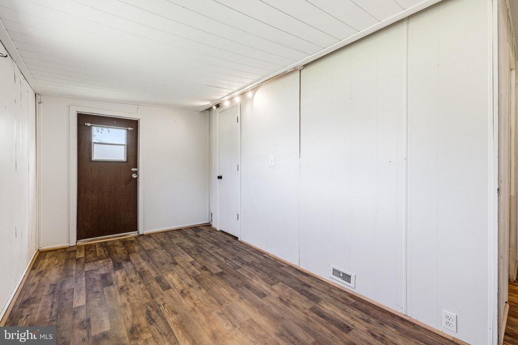 411 FOURTH ST, LURAY, Virginia 22835, 3 Bedrooms Bedrooms, ,1 BathroomBathrooms,Residential,411 FOURTH ST,VAPA2006332 MLS # VAPA2006332