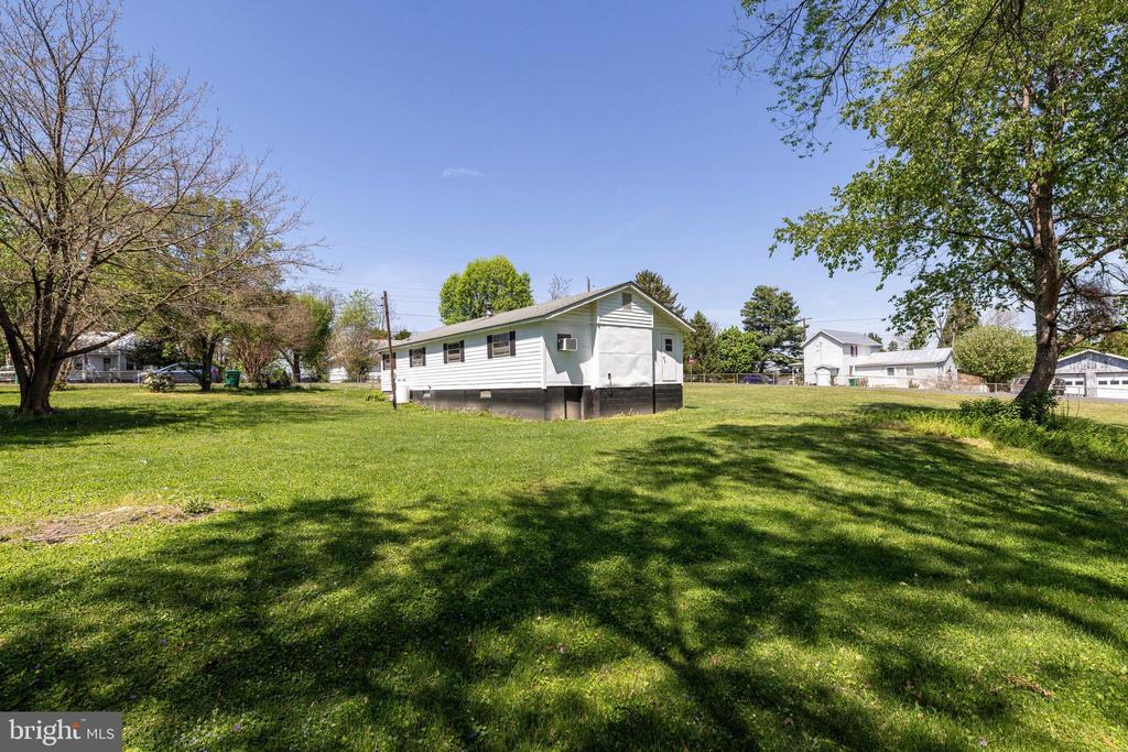 411 FOURTH ST, LURAY, Virginia 22835, 3 Bedrooms Bedrooms, ,1 BathroomBathrooms,Residential,411 FOURTH ST,VAPA2006332 MLS # VAPA2006332