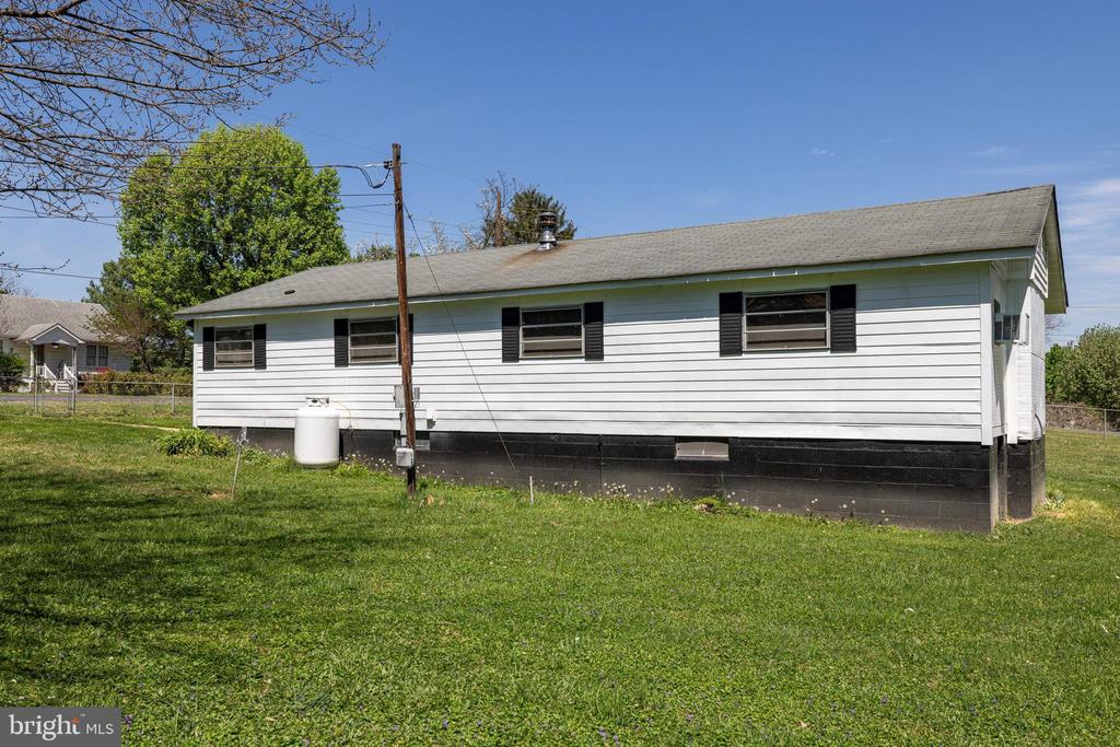 411 FOURTH ST, LURAY, Virginia 22835, 3 Bedrooms Bedrooms, ,1 BathroomBathrooms,Residential,411 FOURTH ST,VAPA2006332 MLS # VAPA2006332