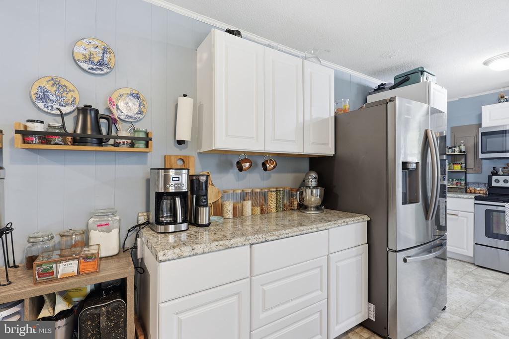 11006 DOE CIR, FREDERICKSBURG, Virginia 22407, 2 Bedrooms Bedrooms, ,1 BathroomBathrooms,Residential,11006 DOE CIR,VASP2041170 MLS # VASP2041170