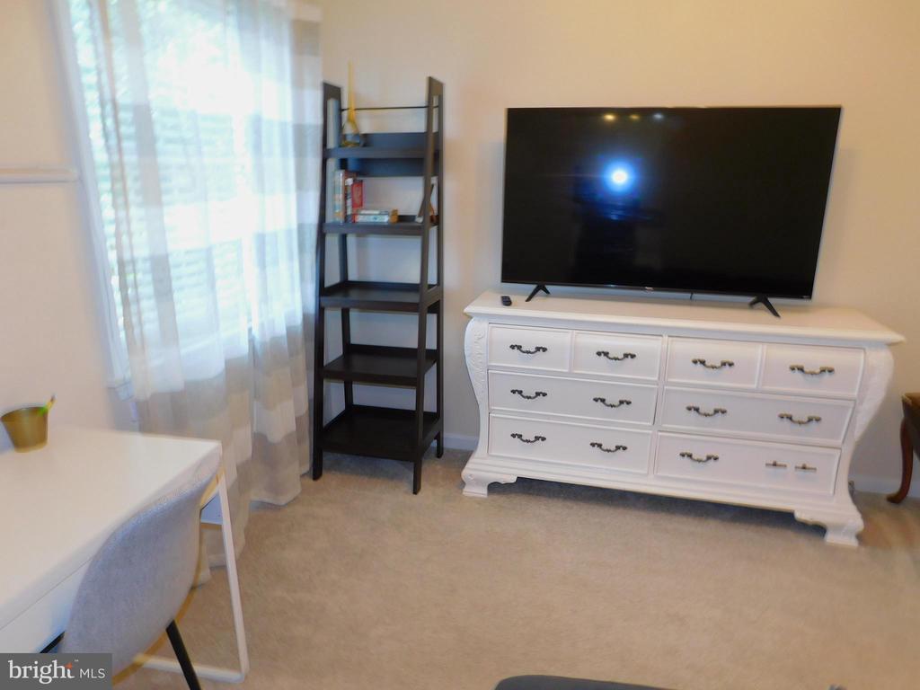 142 MANSFIELD ST, FREDERICKSBURG, Virginia 22408, 3 Bedrooms Bedrooms, ,3 BathroomsBathrooms,Residential,142 MANSFIELD ST,VASP2041036 MLS # VASP2041036