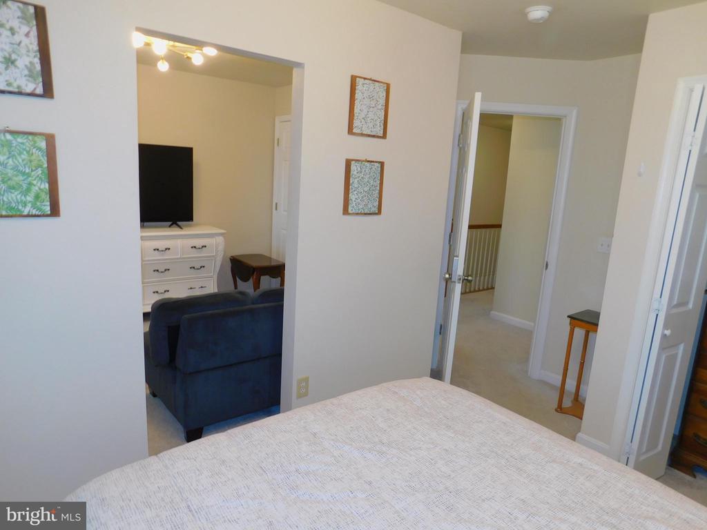 142 MANSFIELD ST, FREDERICKSBURG, Virginia 22408, 3 Bedrooms Bedrooms, ,3 BathroomsBathrooms,Residential,142 MANSFIELD ST,VASP2041036 MLS # VASP2041036