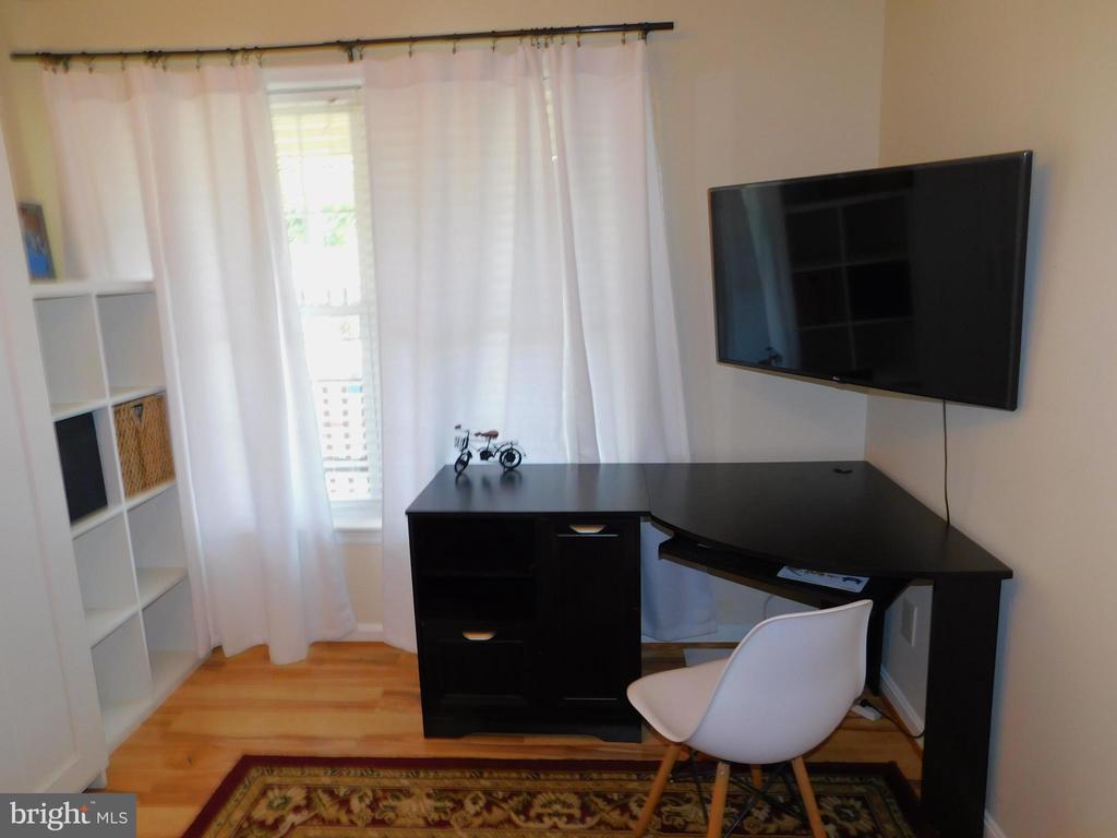 142 MANSFIELD ST, FREDERICKSBURG, Virginia 22408, 3 Bedrooms Bedrooms, ,3 BathroomsBathrooms,Residential,142 MANSFIELD ST,VASP2041036 MLS # VASP2041036