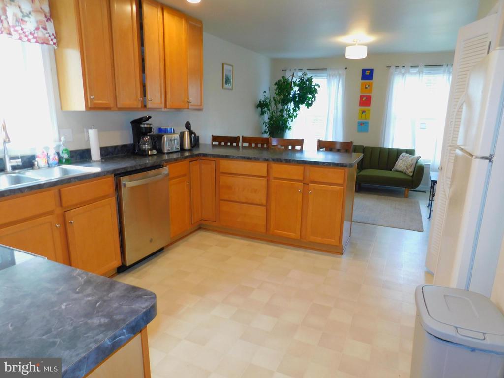 142 MANSFIELD ST, FREDERICKSBURG, Virginia 22408, 3 Bedrooms Bedrooms, ,3 BathroomsBathrooms,Residential,142 MANSFIELD ST,VASP2041036 MLS # VASP2041036